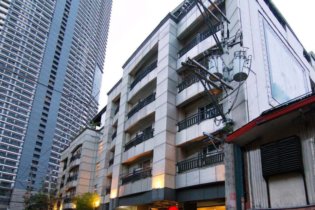 Oyo 103 Artina Suites Hotel Makati City Екстер'єр фото