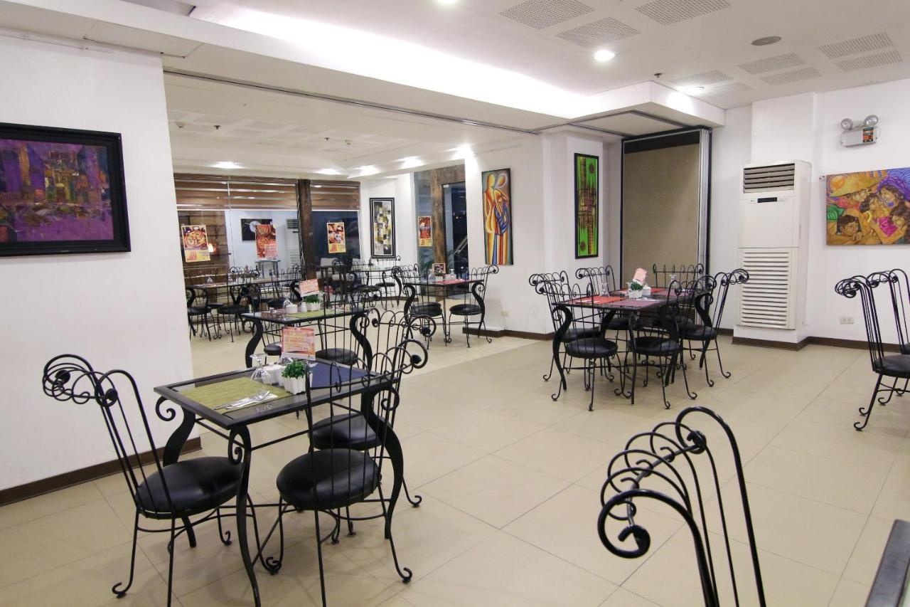Oyo 103 Artina Suites Hotel Makati City Екстер'єр фото